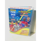 Kis méretű focis kártya gyűjtő album FIFA365 2022 UPDATE 50 db vegyes kártyával, garantált MESSI Top Masterrel