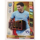 392 Julian Álvarez GLOW / Fluo focis kártya (Manchester City) FIFA365 2024-25