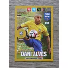 325 Dani Alves International Star (Csapata: Brasil) focis kártya