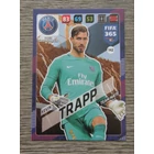 142 Kevin Trapp CORE: Team Mate (Paris Saint-Germain) focis kártya