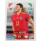 225 Kieffer Moore BASE - Team Mates focis kártya (Wales) EURO2020 KICKOFF